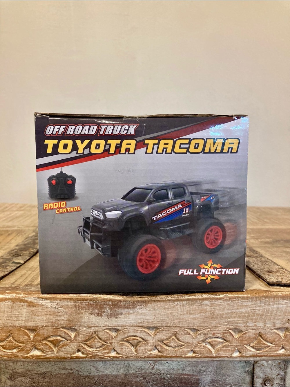 R/C Off Road Truck Toyota Tacoma Radio Control 27MHZ New Orange - Picture 8 of 15